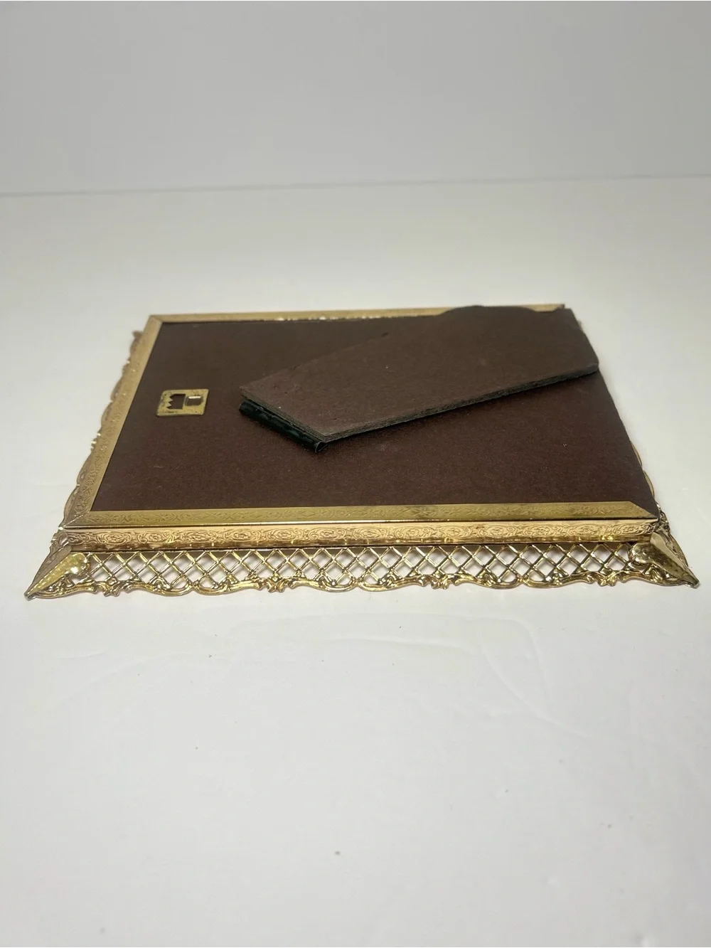 Vintage Regal 5x7 Gold-Finish Metal Picture Rectangular Free Stand or Hang NEW